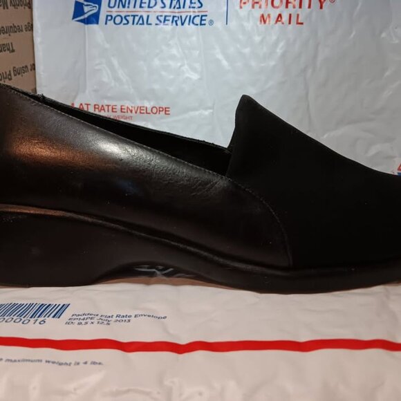 AeroSoles Women’s Black Leather/fabric Slide On Wedge Square Toe Shoes - Picture 8 of 10